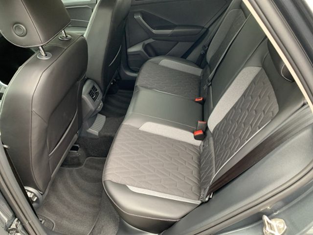 Fahrzeugabbildung Volkswagen T-Roc 1,5 TSI DSG GOAL LED-PLUS KAMERA AHK NAVI