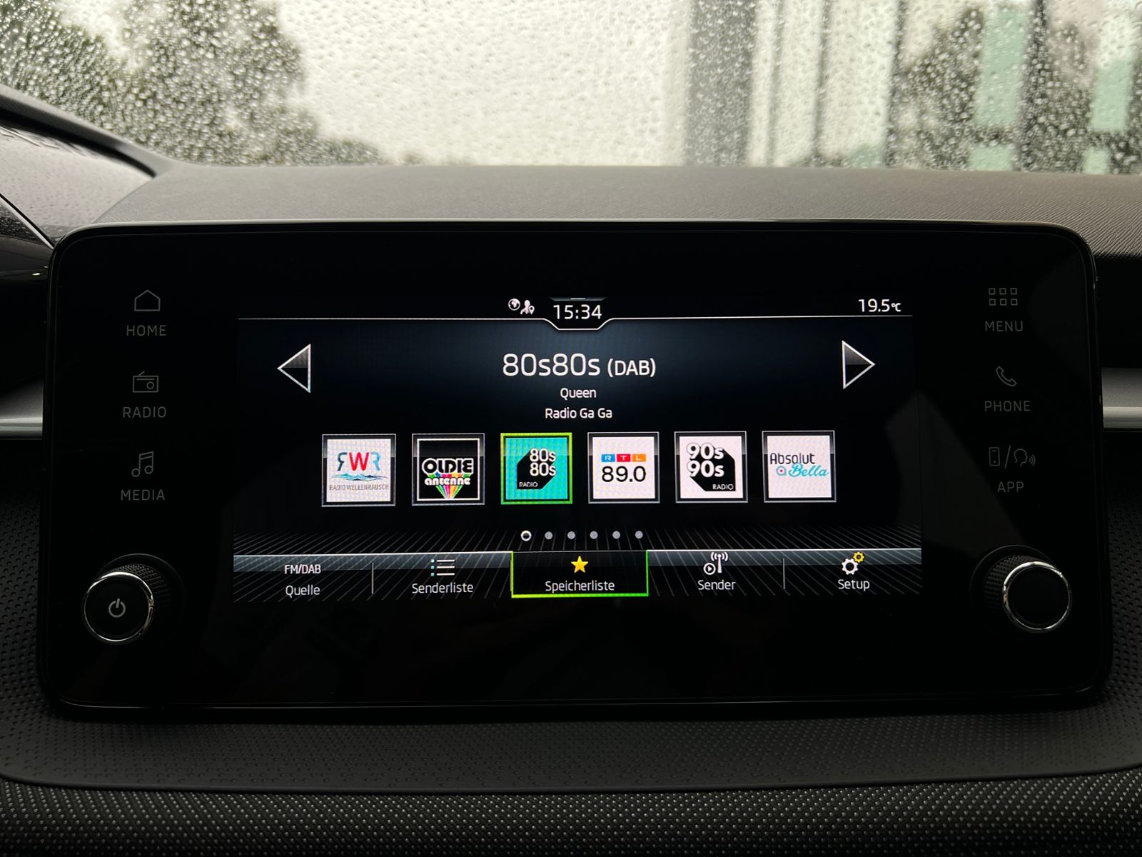 Fahrzeugabbildung SKODA Fabia IV Selection 1.0 MPI *LED, Climatronic, Si