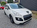 Peugeot 3008 Hybrid4 / PANO / HEAD UP /LEDER / NAVI/VOLL - Peugeot 3008 Hybrid (Diesel/Elektro)