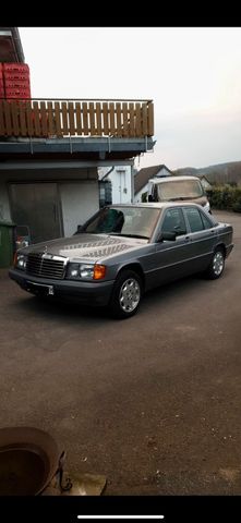 Mercedes-Benz Mercedes 190