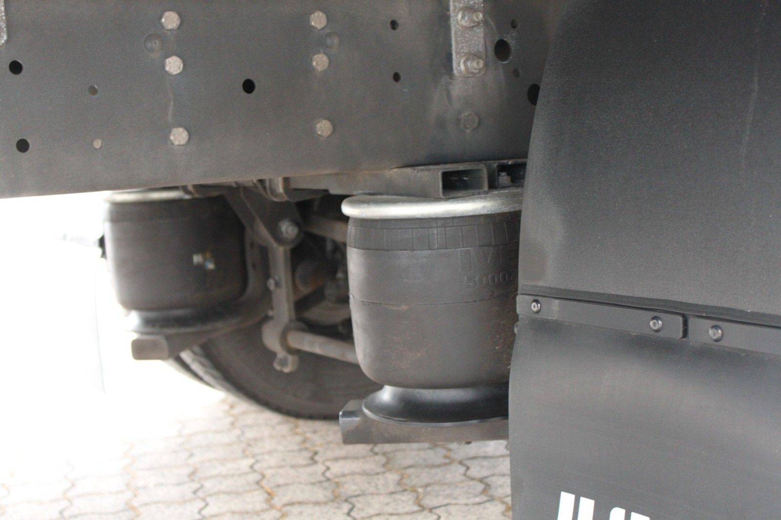 Fahrzeugabbildung Iveco Daily 70C18H/P Schiebeplane