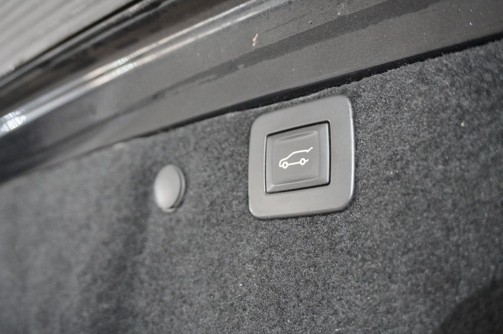 Fahrzeugabbildung Opel Insignia CT 2.0D 4X4 NAVI/LED/KAMERA/SPORT/AHK