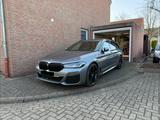 BMW 530e xDri. T. Massage Pano HuD Driving Prof VOLL