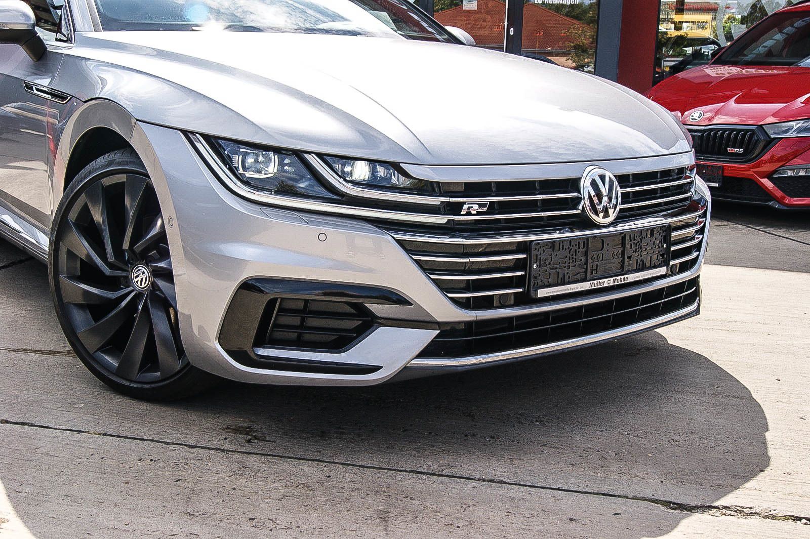 Fahrzeugabbildung Volkswagen Arteon R-Line 4Motion HEADUP PANORAMA STANDHEIZG