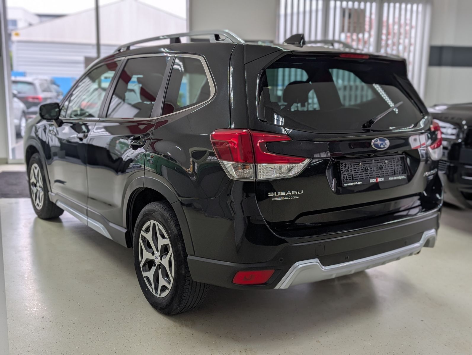 Fahrzeugabbildung Subaru Forester 2.0ie Executive ACC LED PANO KAM LEDER