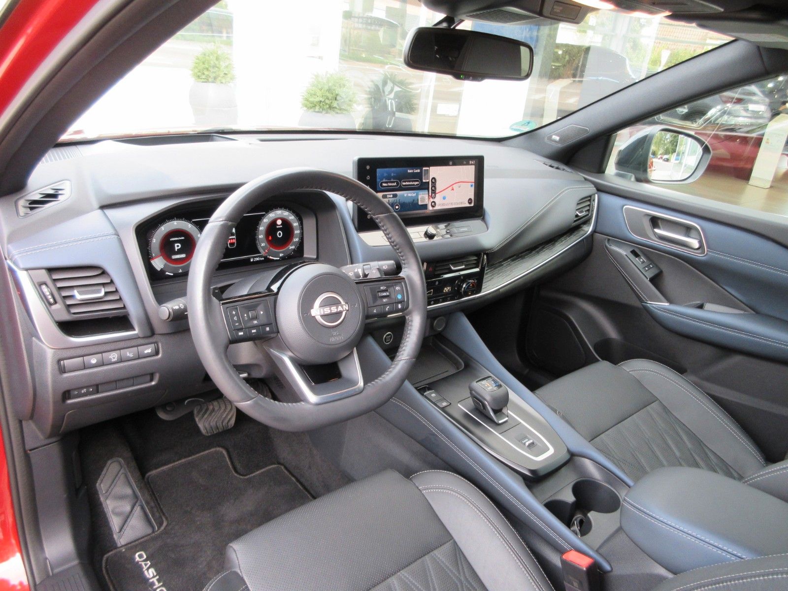 Fahrzeugabbildung Nissan Qashqai 1.3 Xtronic Automatik | Tekna+