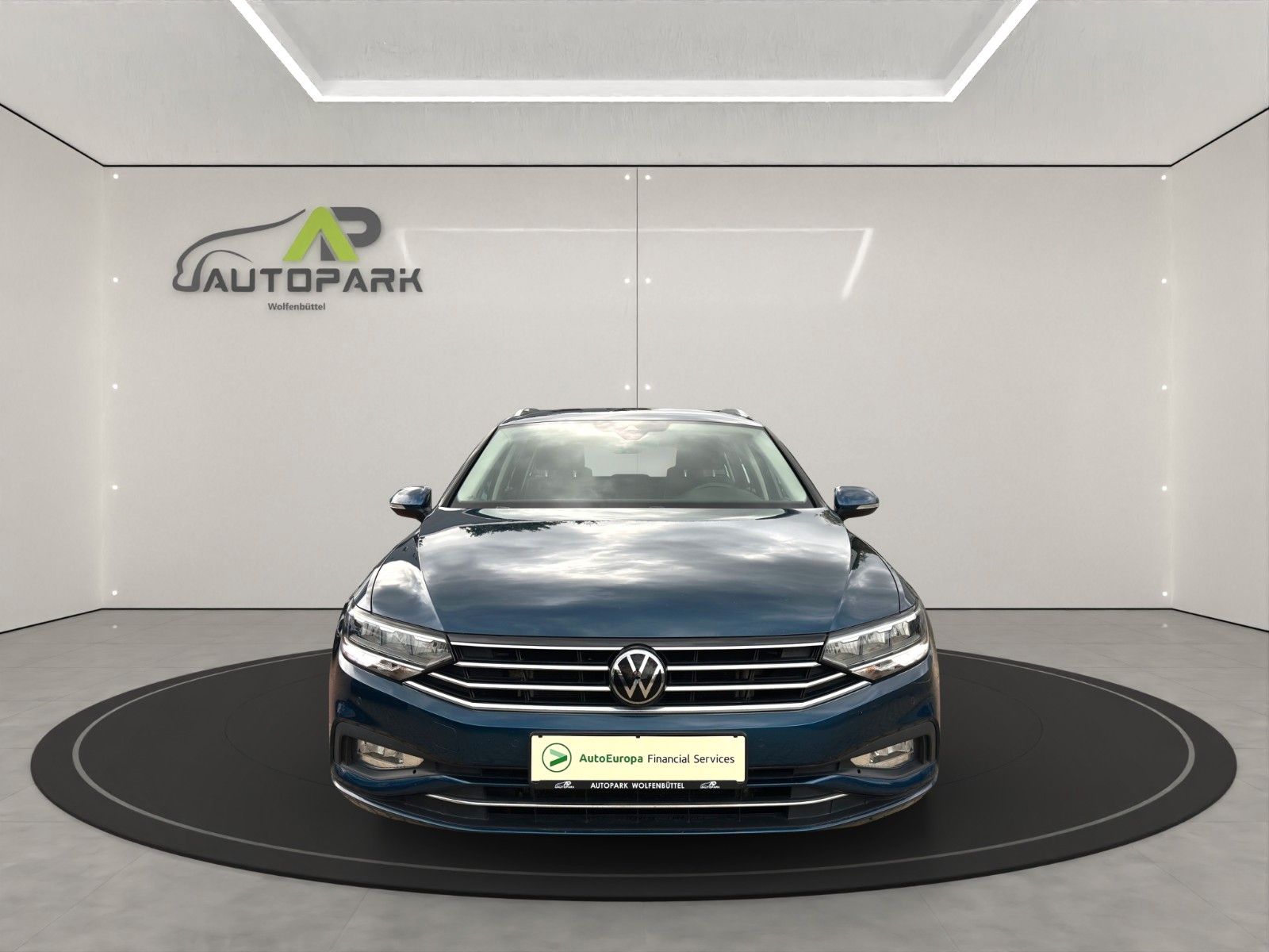 Volkswagen Passat Business 2.0TDI*DSG*LED*NAVI*PDC*ACC* imagem 2