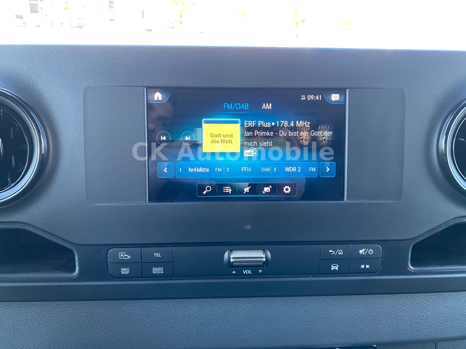 Fahrzeugabbildung Mercedes-Benz Sprinter III Kühlkasten 317CDI/Navi/LED/360°Kam