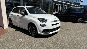 Fotografie des Fiat 500X 1.5 GSE Hybrid AT Sport LED Kamera