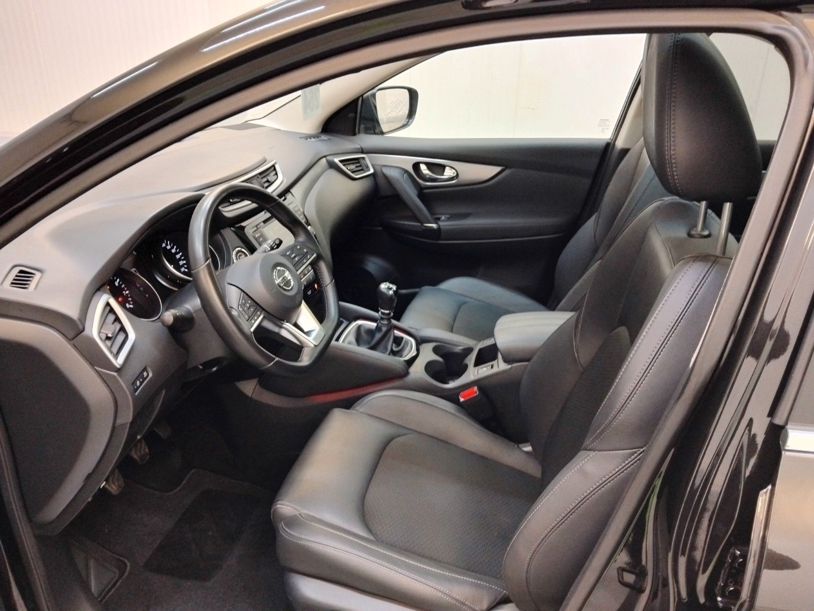 Nissan Qashqai (06/2026, Benzin)