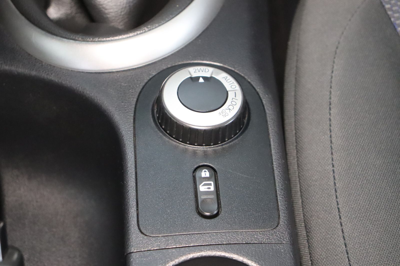 Fahrzeugabbildung Nissan Qashqai 2.0 Acenta 4X4 * AHK * LED *