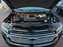 CHEVROLET Suburban 5.3l V8 Premier 4x4*LED*Panodach
