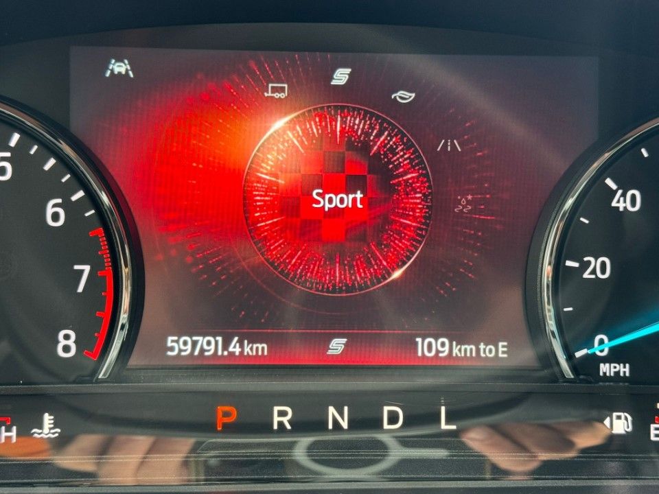 Fahrzeugabbildung Ford Explorer 2.3 Ecoboost Leder Pano 6-Sitzer 4x4