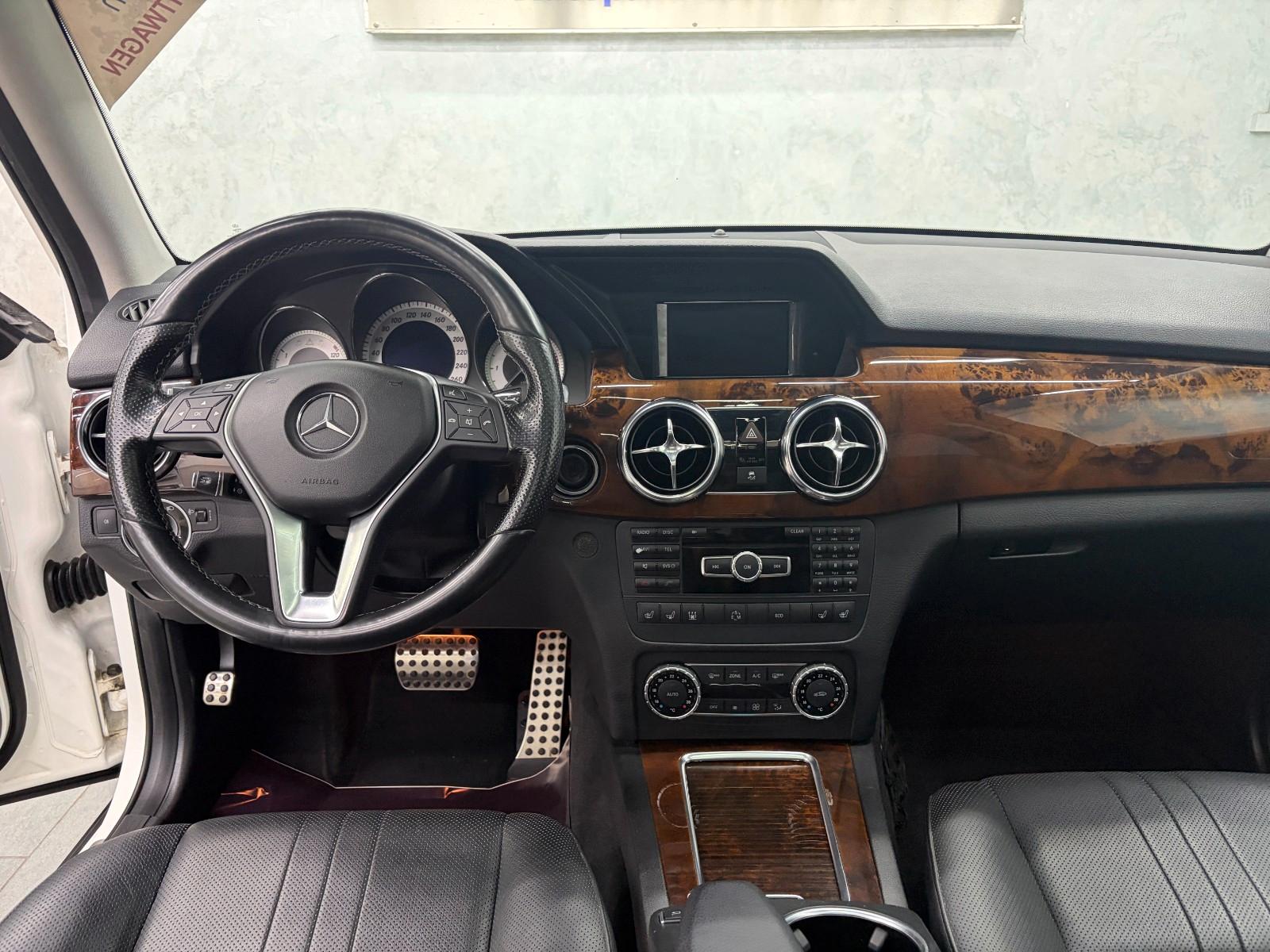 Mercedes-Benz GLK 200 CDI *Navi/ACC/Pano/Standh./AHK*