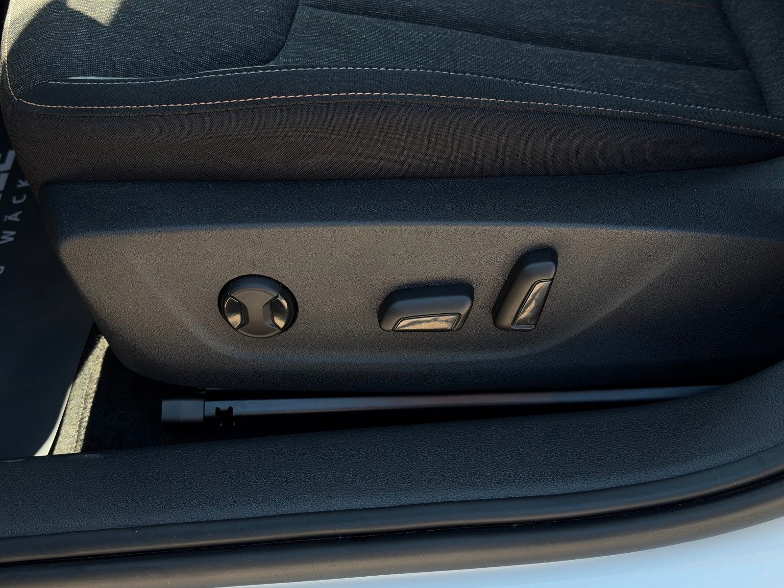 Fahrzeugabbildung SKODA Kamiq 1.0 TSI DSG Style CarPlay LED ACC CAM LHZ