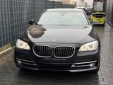 BMW F01 740d xDrive *Facelift* *VOLL* - BMW 7er Reihe in Wuppertal