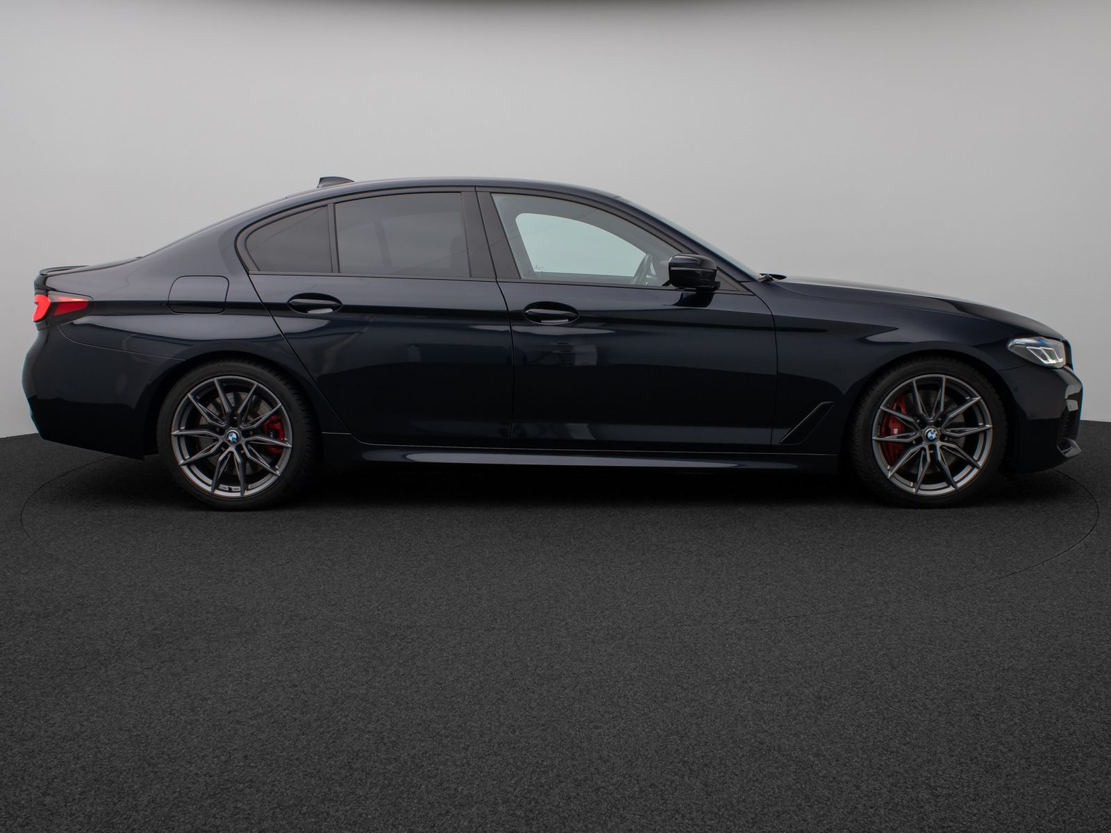 Fahrzeugabbildung BMW M550i xD Kamera Laser HUD DAB H/K 4Klima Komfort