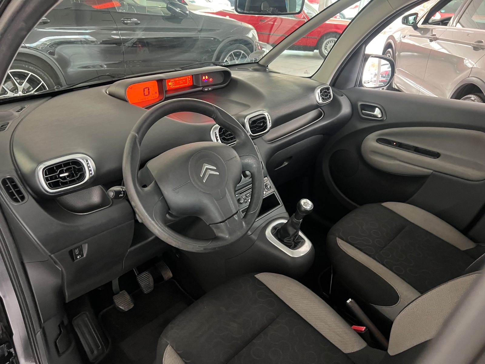 Fahrzeugabbildung Citroën C3 Picasso Tendance