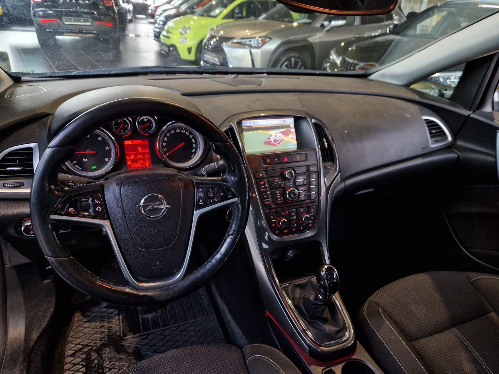 Fahrzeugabbildung Opel Astra J Sports Tourer Innovation XENON NAVI