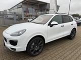 Porsche Cayenne S Diesel Platinum Edition - Porsche Cayenne in Bremen