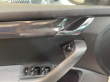Skoda Octavia Combi RS *2.Hd*Xenon*Navi*