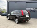Nissan X-Trail  4X4/TÜV NEU/NAVI/BOSE/MEMORY/XENON/AHK - Nissan X-Trail aus 2013