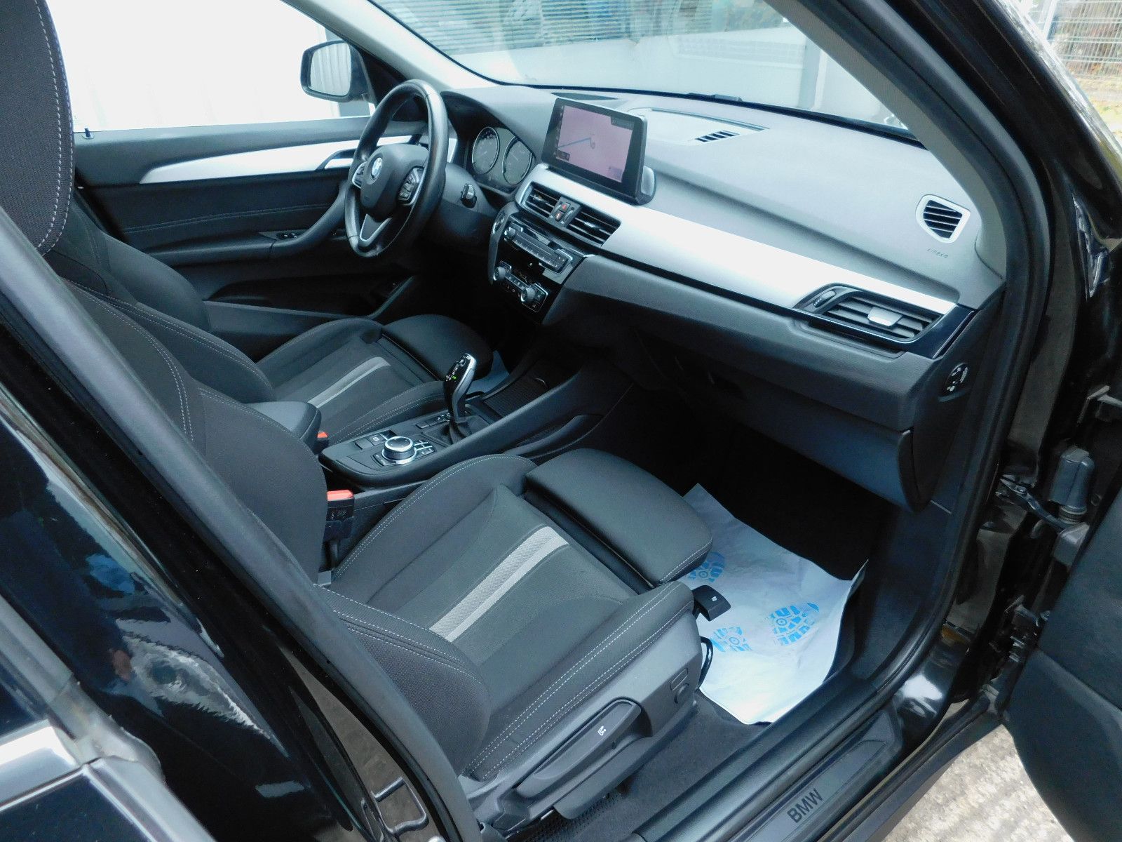 BMW X1 sDrive18d  Head-up Disply LED Navi Kamera AHK foto 19