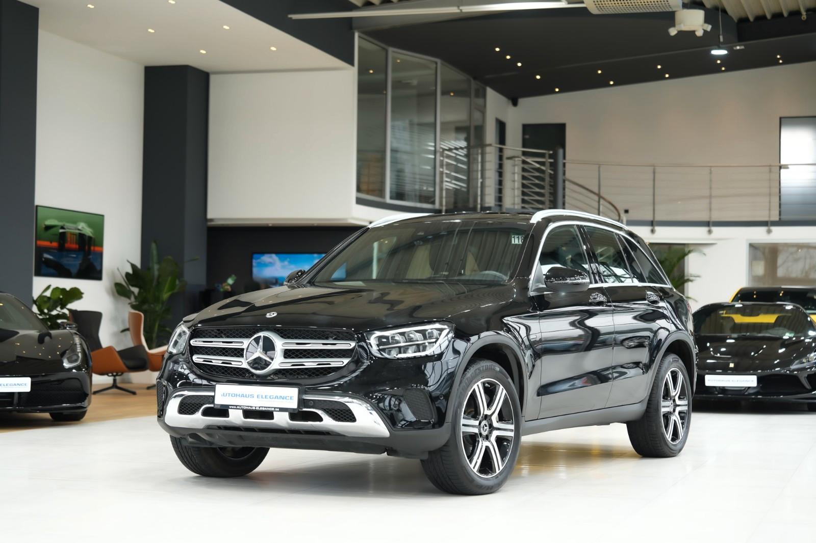Mercedes-Benz GLC 300 e 4M*AMG-LINE.INT*OFF-ROAD-STY.*NAVI*LED