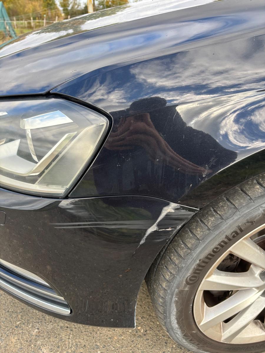 Volkswagen Passat 2011 — photo 9
