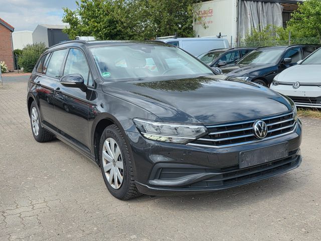 VW Passat Variant 2.0 TDI SCR  DSG Busi/154