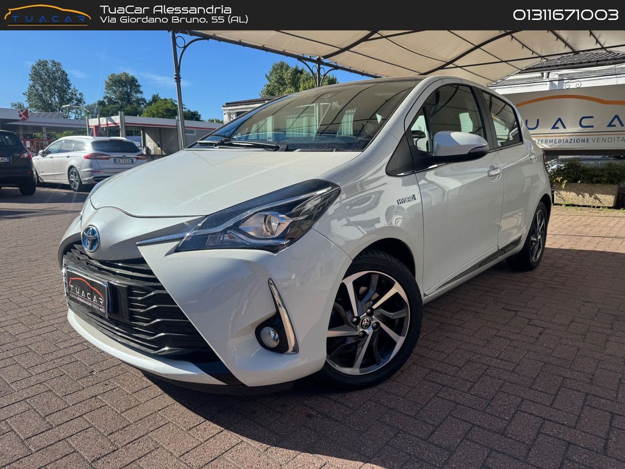 TOYOTA Yaris