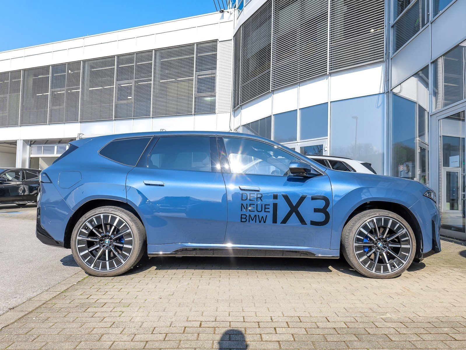 BMW iX3 - Bild 10