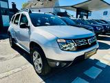 Dacia Duster 1.6 SCe 115 4x4 Prestige - Dacia Duster Gebrauchtwagen in München