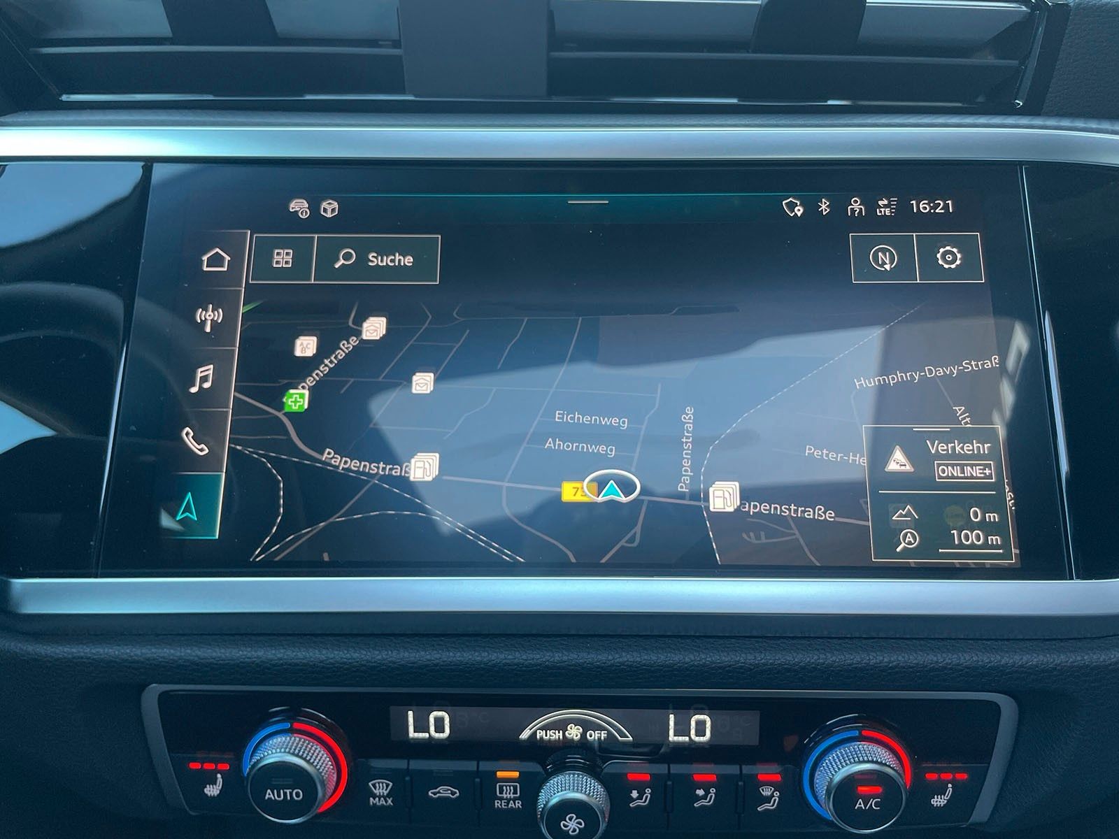 Fahrzeugabbildung Audi Q3 S-Line*Pano*AHK*Kamera*LED*Virt.Cockp*Spurass