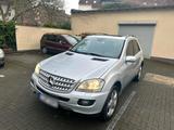 Mercedes-Benz Mercedes Ml 320 CDI - Mercedes-Benz ML 320 in Duisburg