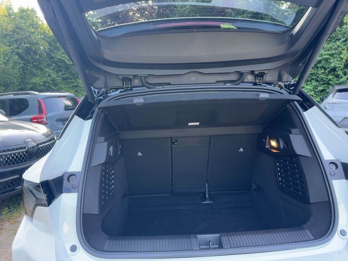 Fahrzeugabbildung Renault Scenic E-Tech 100% ele Techno 220 Long Range