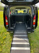 Citroën Berlingo HDi 90 Multispace behindertengerecht - Citroën Berlingo mit Halbautomatikschaltung