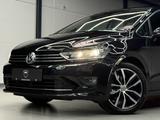 Volkswagen Golf Sportsvan VII Highline 1.HD/KAME/ACC/MASSAG - : Schwarz, Van