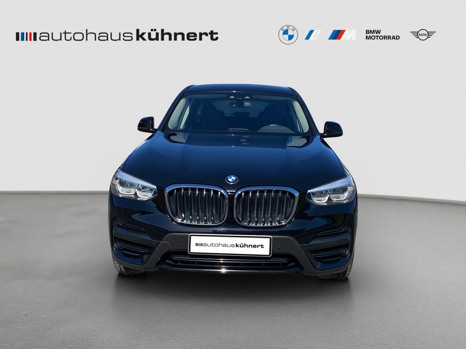BMW X3 xDrive 30i Advantage LED DrvAss AHK Navi RFK