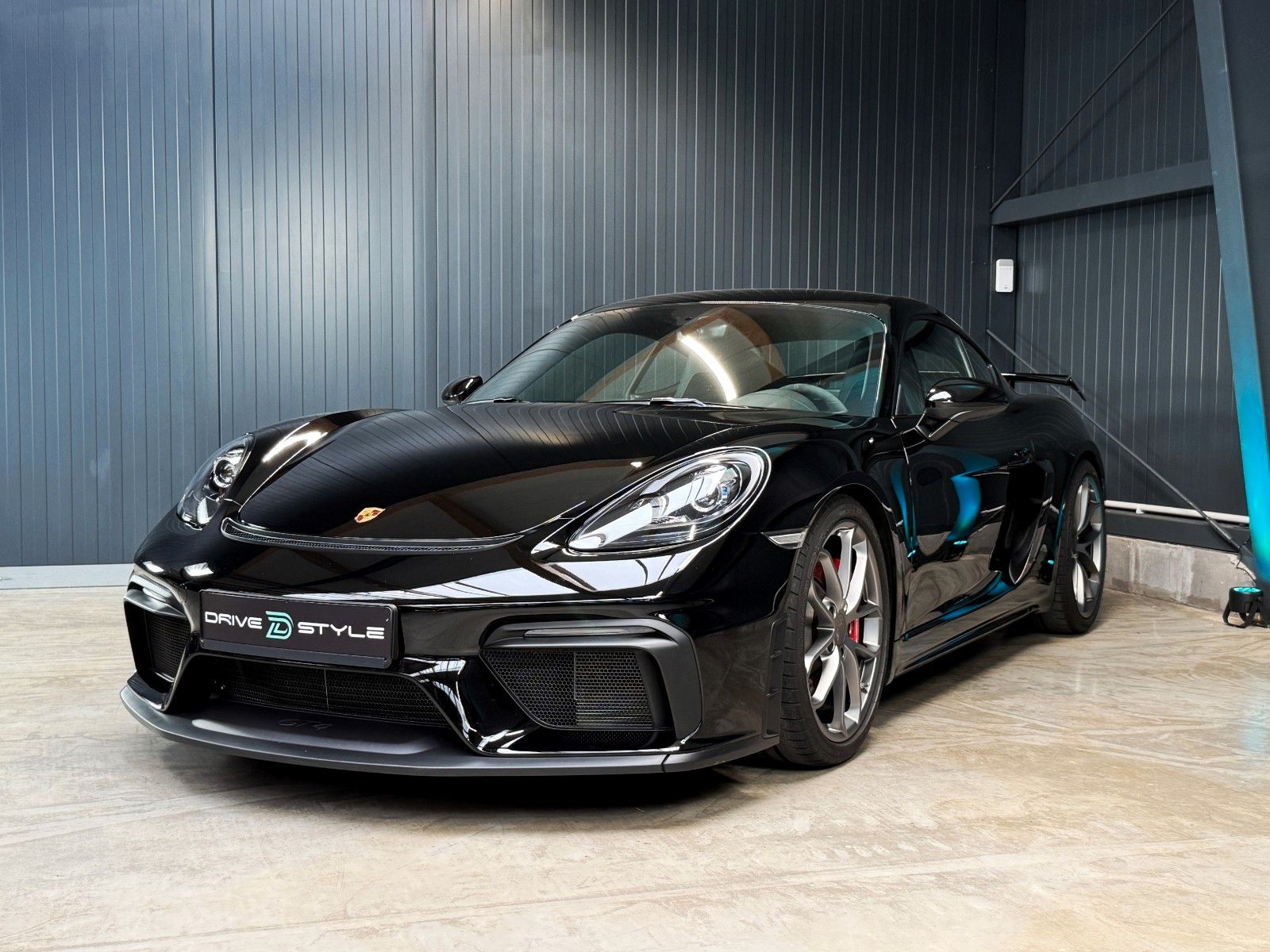 Fahrzeugabbildung Porsche Cayman 718 GT4 + SportCrono + Approved + Sofort