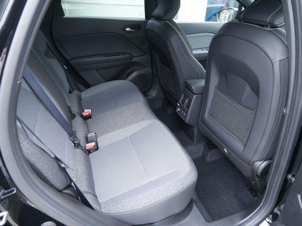 Fahrzeugabbildung Renault Captur Techno Full Hybrid E-Tech 160