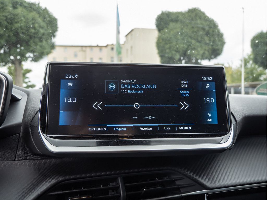 Peugeot 208 - Bild 13