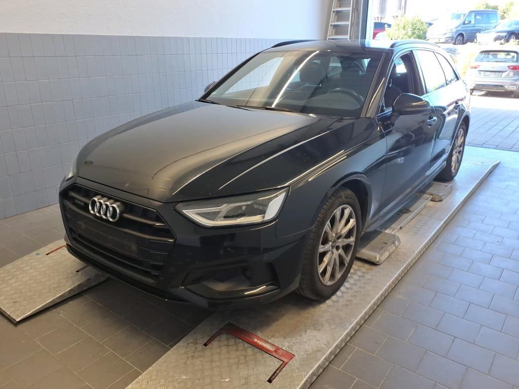 Audi A4 40TDI quattro OptikBlack Leder Virtual
