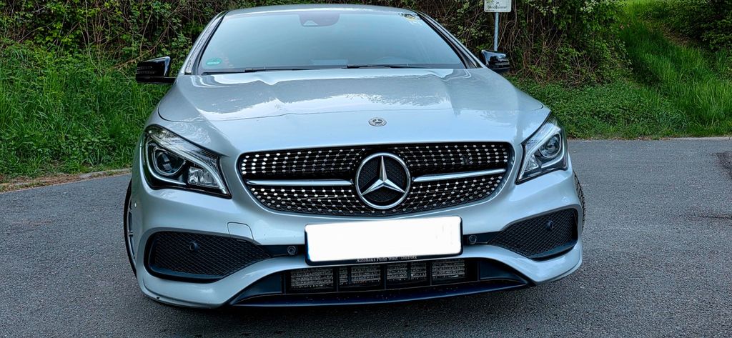 Image of Mercedes-Benz CLA 220 Shooting Brake
