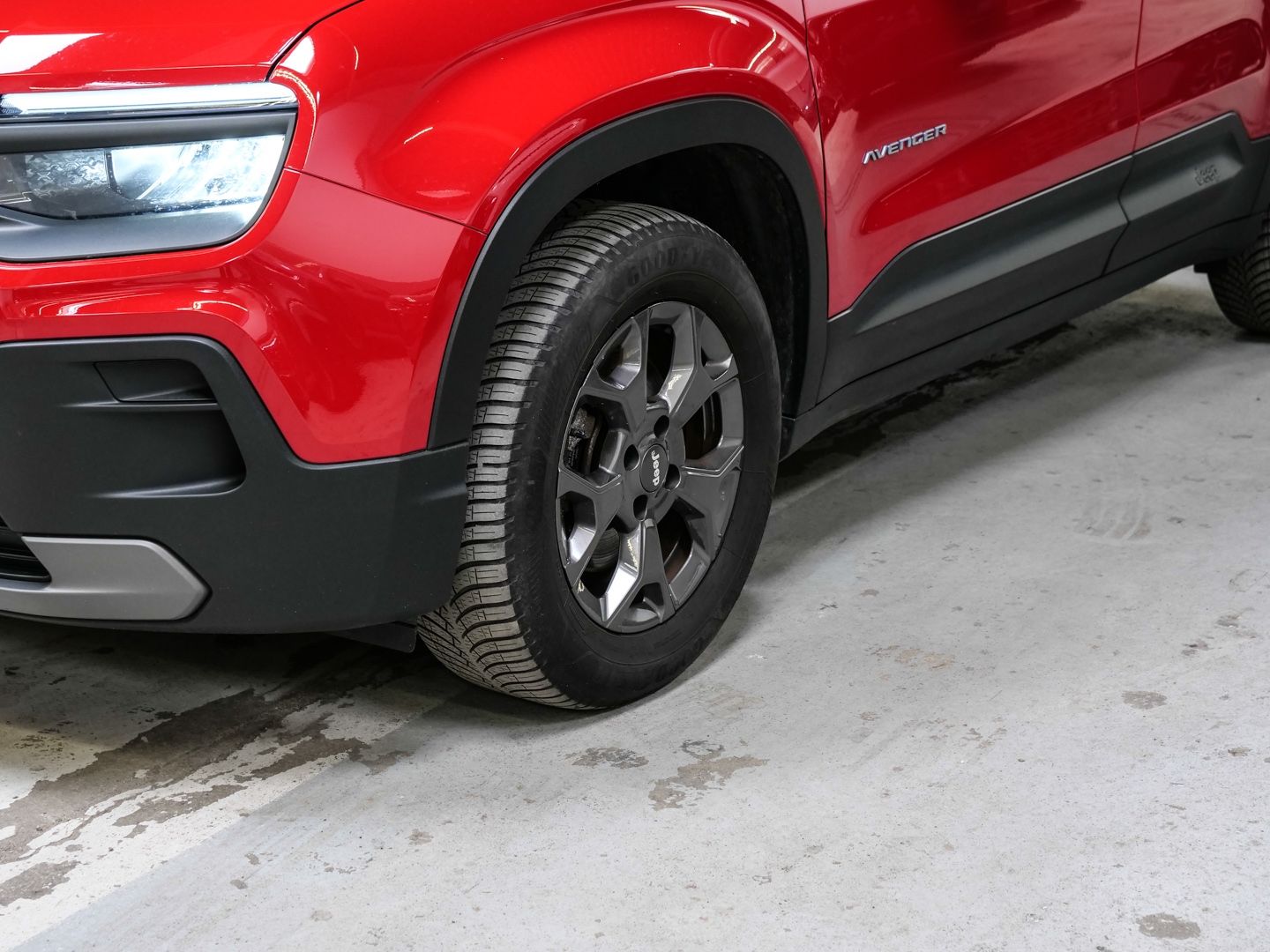 Jeep Avenger Longitude AWR LED Apple CarPlay Android  imagem 3