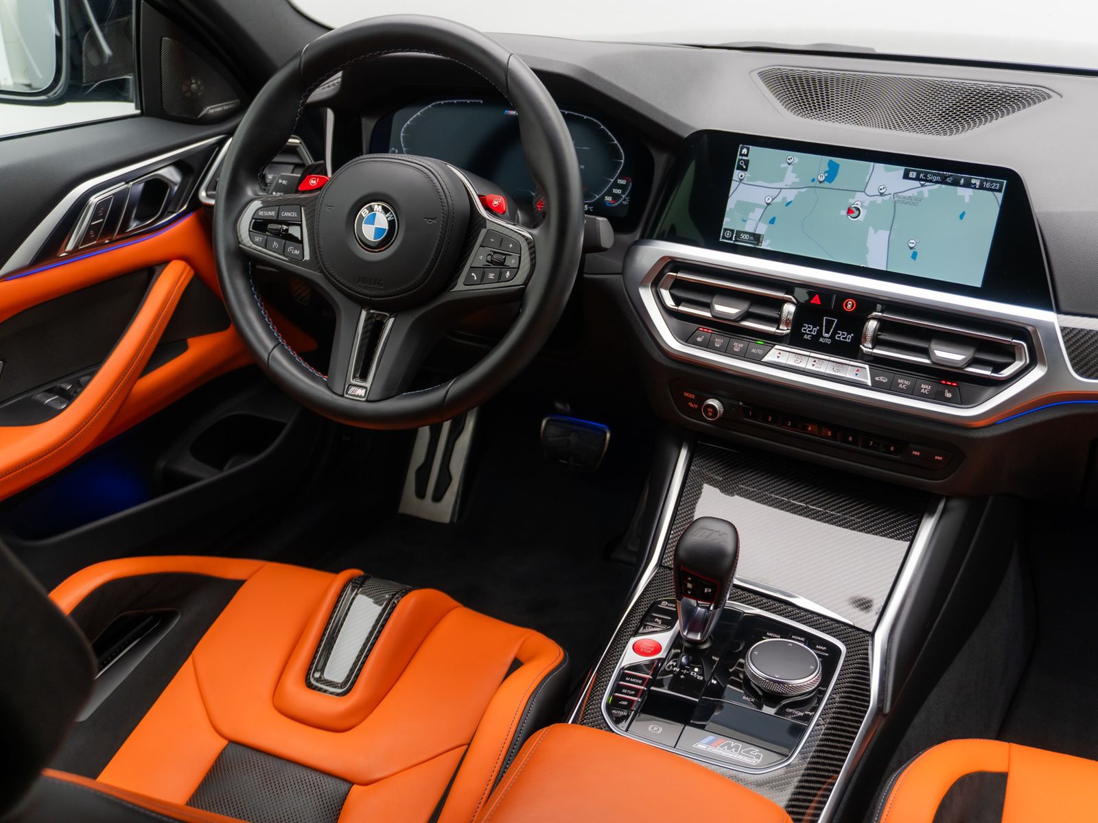 Fahrzeugabbildung BMW M4 Competition Kamera HUD DAB H/K Carbonsitze