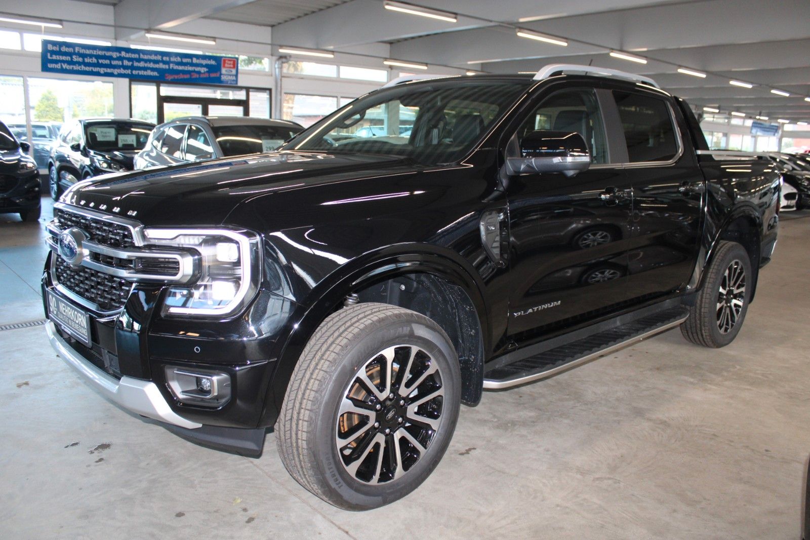 Fahrzeugabbildung Ford Ranger Platinum Automatik LEDER B&O ROLLO AHK