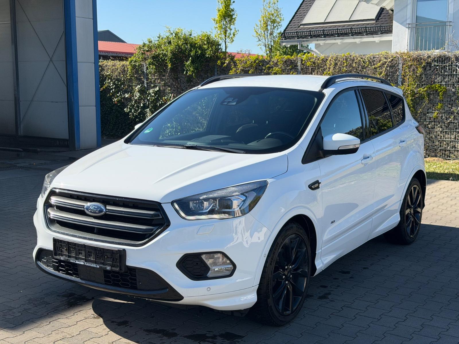 Ford Kuga 2.0EcoBoost ST-Line*Allrad*132TKM*Bi-Xenon*