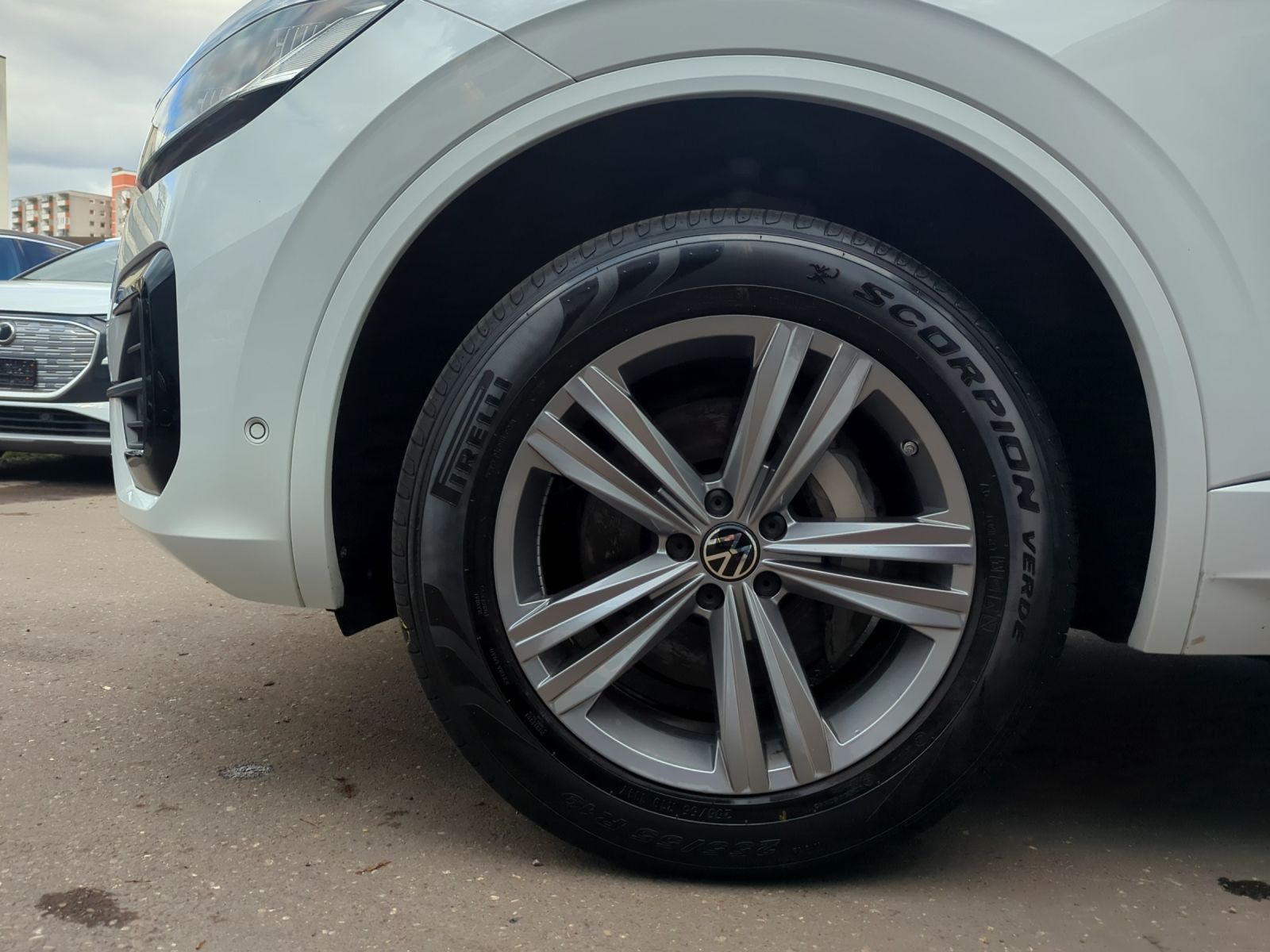 Volkswagen Touareg - Bild 12