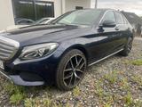 Mercedes-Benz C 400 4MATIC (V6) EXCLUSIVE Autom. EXCLUSIVE - gebrauchte Mercedes-Benz C 400 aus dem Jahr 2017